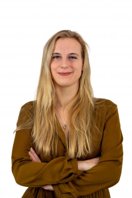 Nouschka  Smit